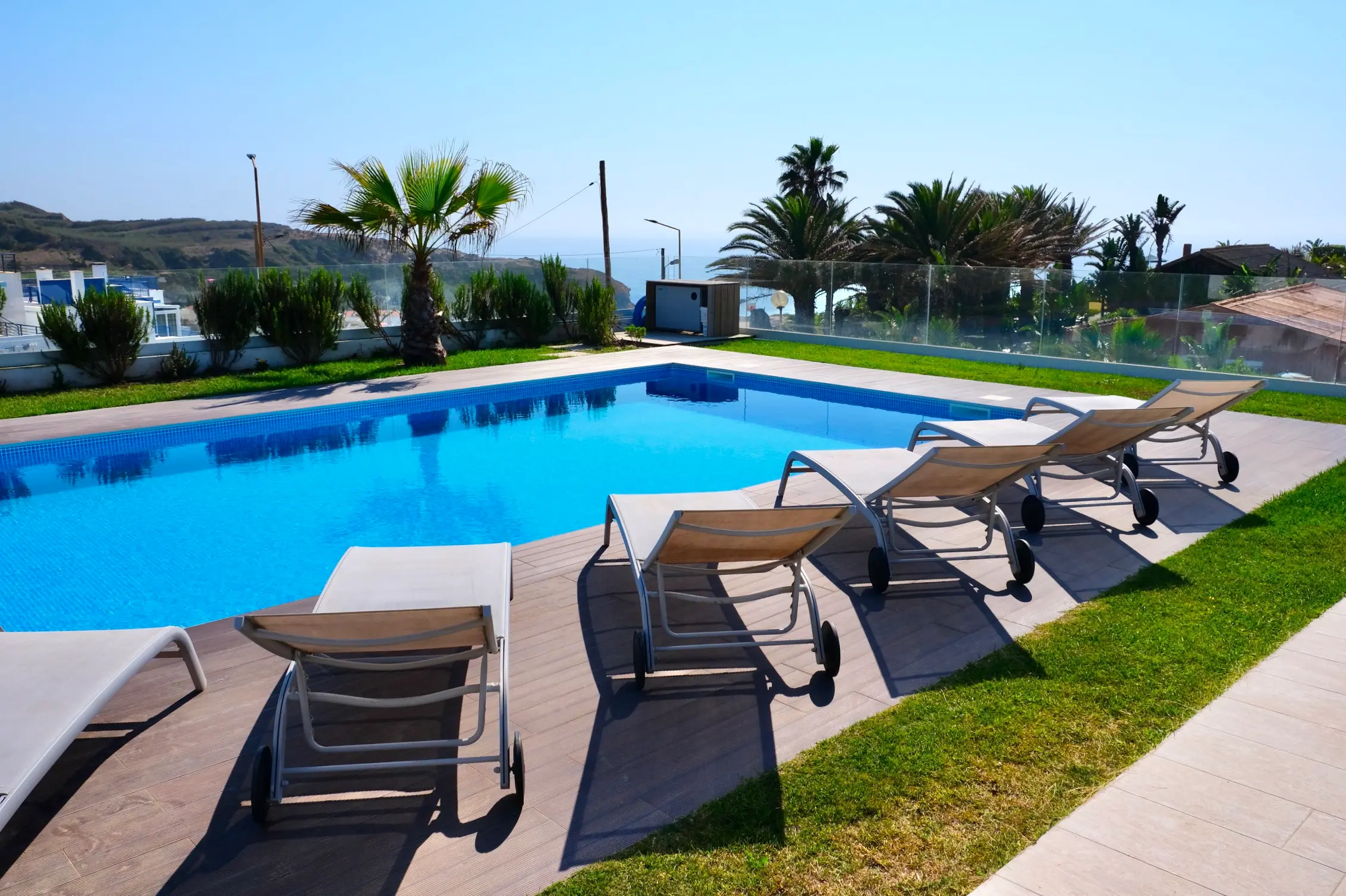 Swimming pool with sea view